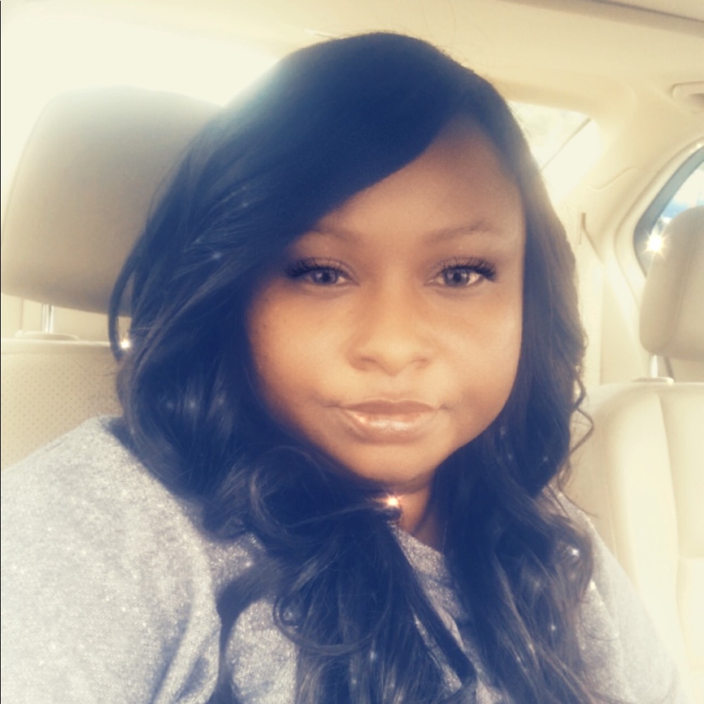 Meet your Posher, Earica